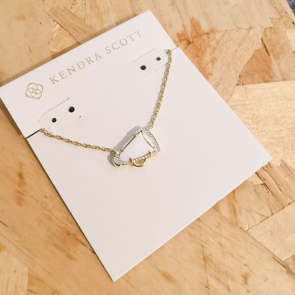 NEW Kendra Scott Cheer White Mother-of-Pearl Necklace Gold - Picture 2 of 4